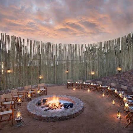 Mhondoro Safari Lodge & Villa Ваальватер Экстерьер фото